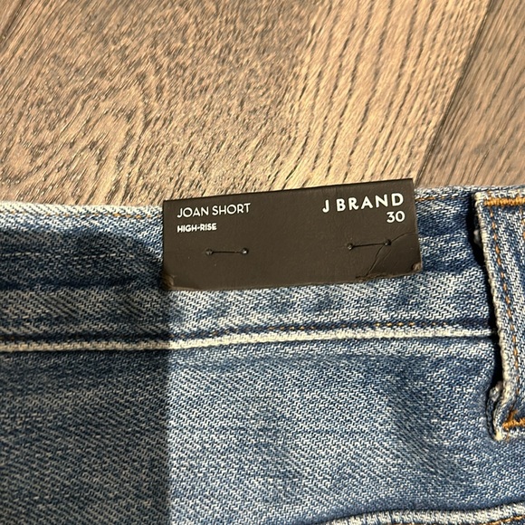 J Brand Joan Short, size 30 high rise - Picture 4 of 5